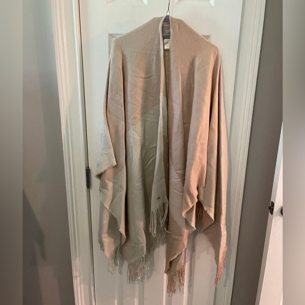 Soia & Kyo cream/blush/tan wrap with fringe detail